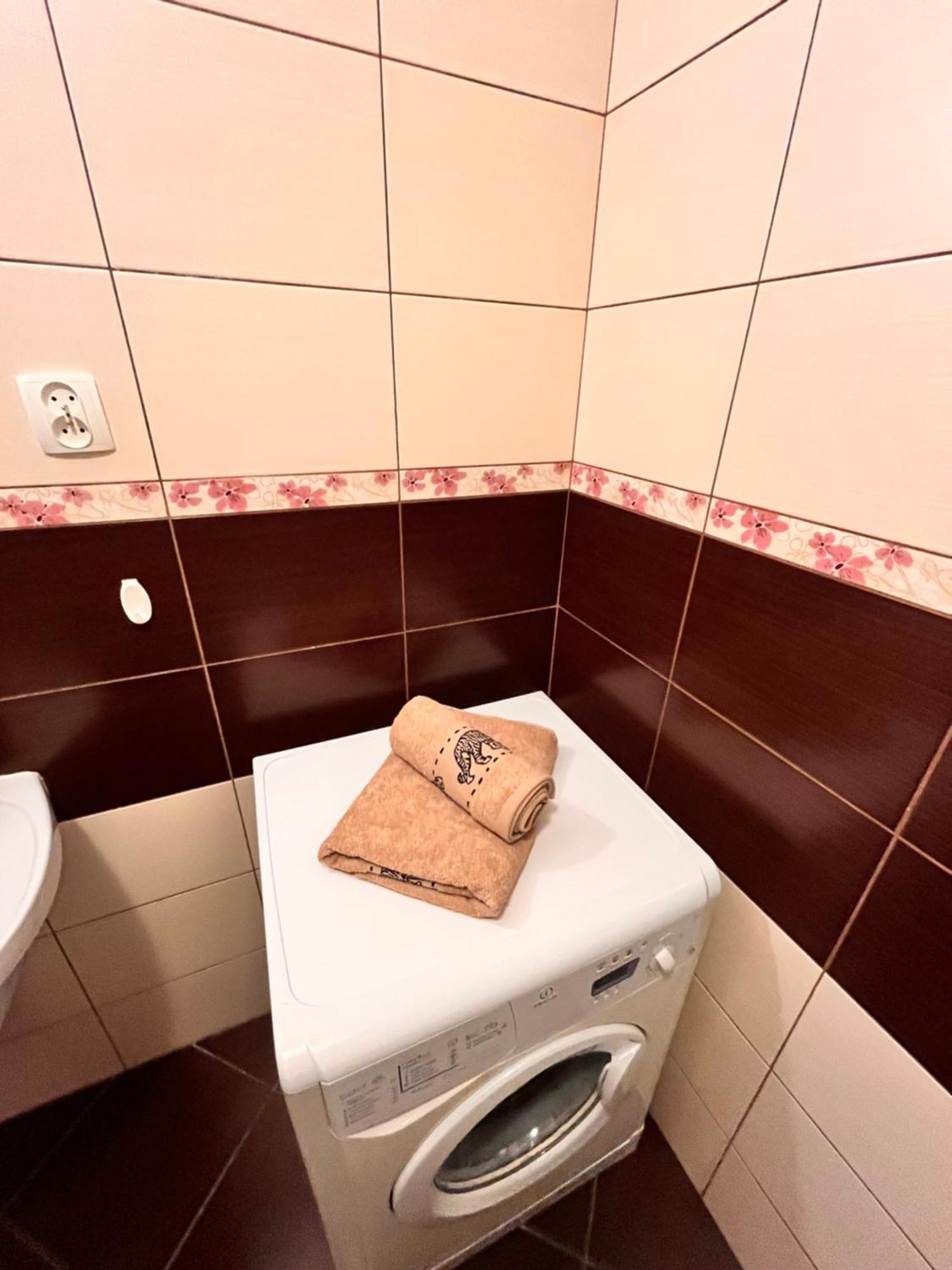 Apartament Roentgena 16 Przy Centrum Onkologii I Klinice Novum Varsóvia Exterior foto